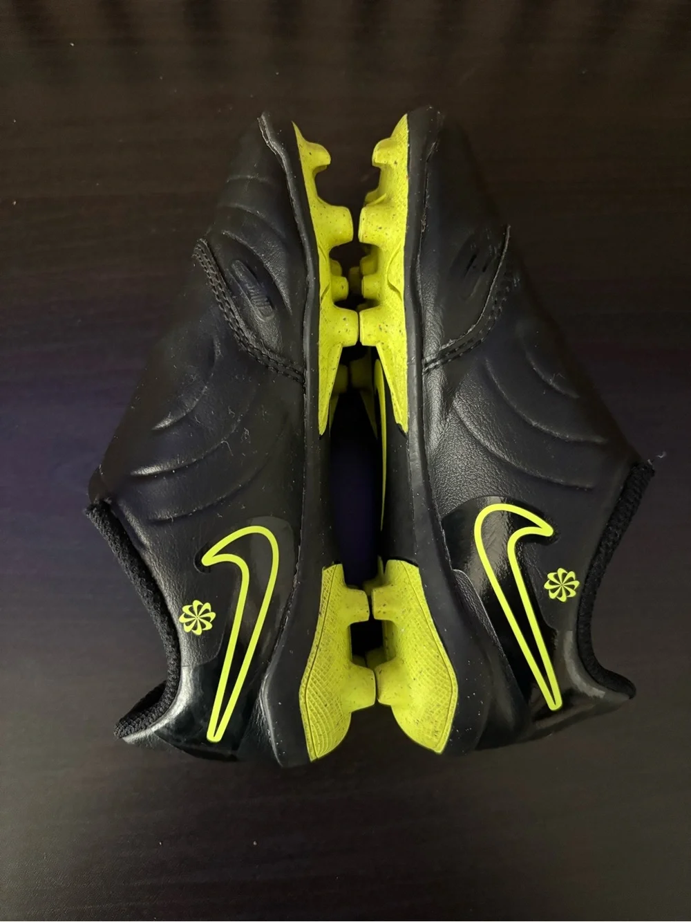 Nike youth cleats 11C